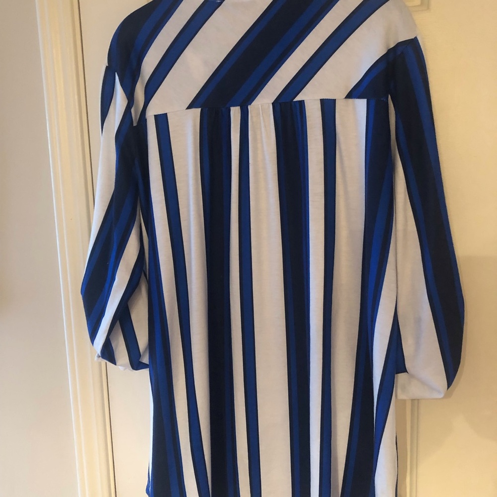 SeSe Code Tunic Top Size XL 3/4 Roll Tab Sleeves Blue, Black & White. - Picture 2 of 3